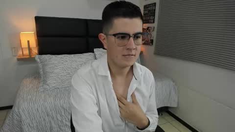  DYLAN SANTIAGO  online show from 01-07-26, 08:00