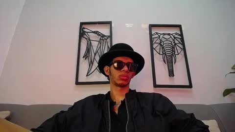 dylan_scotts online show from 10-20-25, 09:48