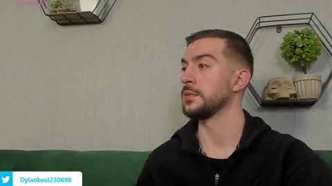 Dylan online show from 10-06-25, 01:58