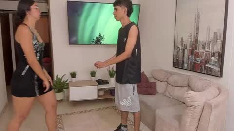 Snapshot of dylanbisex_hot chatting on 01-17-25, 12:31 Mod Dylan Lilith Alan and Drake online show from 01-17-25, 12:31