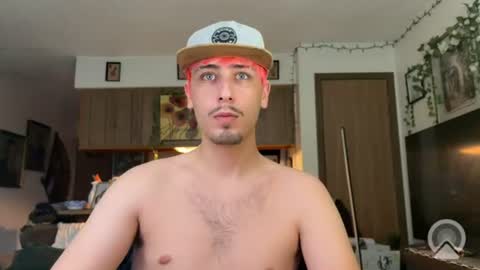 Snapshot of dylandaniel69 chatting on 07-20-26, 12:25 Dylan Daniel 7.8 online show from 07-20-26, 12:25