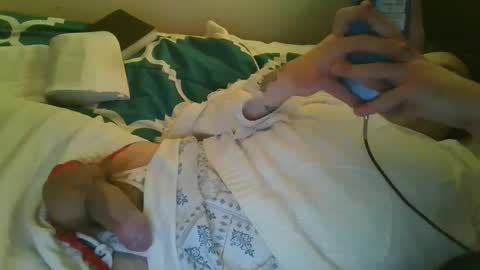 Snapshot of dylanjowelch chatting on 02-14-25, 01:18 Aurora online show from 02-14-25, 01:18