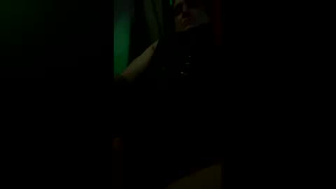 Snapshot of dylanjowelch chatting on 01-14-26, 10:21 Aurora online show from 01-14-26, 10:21