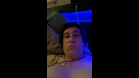 Snapshot of dylanjowelch chatting on 04-05-26, 11:07 Aurora online show from 04-05-26, 11:07