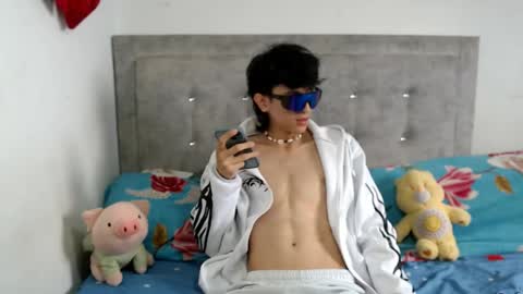 Snapshot of dylann_ross chatting on 04-15-26, 04:36 dylann ross online show from 04-15-26, 04:36