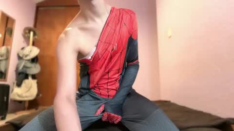 Snapshot of dylannewell chatting on 11-01-25, 11:12 dylannewell online show from 11-01-25, 11:12