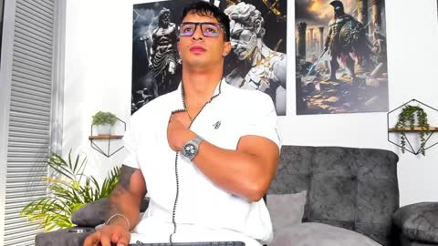 Snapshot of dylanrivera_ chatting on 01-15-25, 12:09 Dylan Rivera online show from 01-15-25, 12:09
