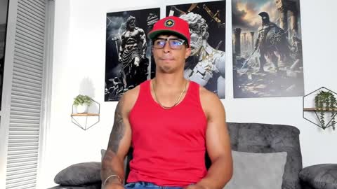 Snapshot of dylanrivera_ chatting on 02-01-25, 12:29 Dylan Rivera online show from 02-01-25, 12:29