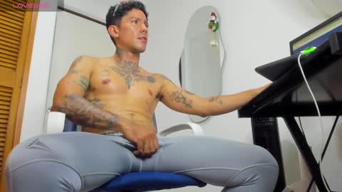 D Y L A N online show from 12-06-24, 12:02