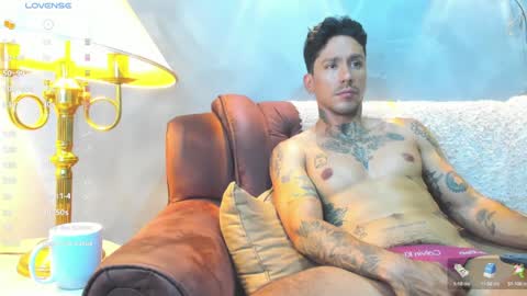 D Y L A N online show from 01-10-25, 01:41