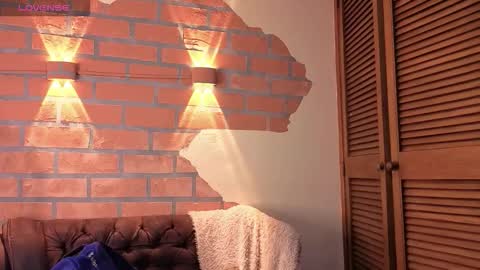 D Y L A N online show from 12-04-25, 09:12