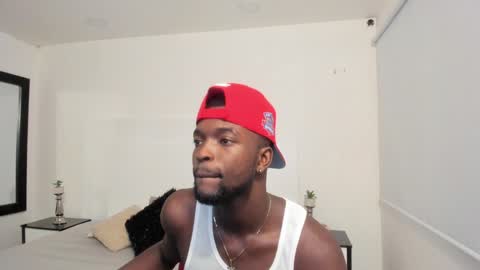 Snapshot of dylantaylor_1 chatting on 12-25-24, 04:00 Dylan Taylor online show from 12-25-24, 04:00