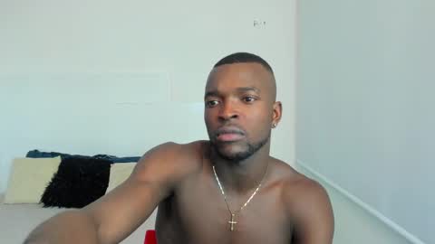 Snapshot of dylantaylor_1 chatting on 02-04-25, 04:05 Dylan Taylor online show from 02-04-25, 04:05