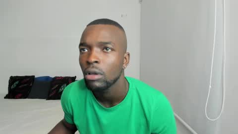 Snapshot of dylantaylor_1 chatting on 02-13-25, 03:39 Dylan Taylor online show from 02-13-25, 03:39
