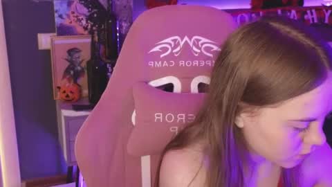 Dyna online show from 10-23-25, 02:11