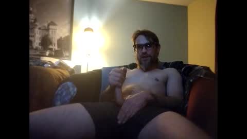 Snapshot of e555617 chatting on 11-23-25, 08:25 Emocumm4ya online show from 11-23-25, 08:25