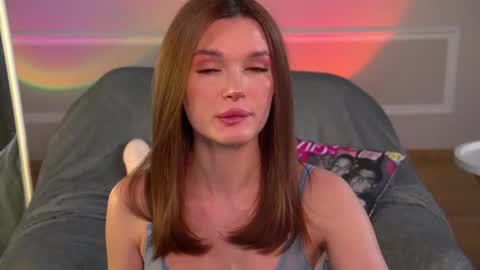 Eva online show from 05-06-26, 03:39