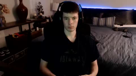 Alex online show from 06-07-26, 03:43