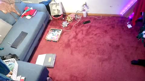 Snapshot of eandj8786 chatting on 12-17-24, 05:04 Kryztal Klear Jaxx online show from 12-17-24, 05:04