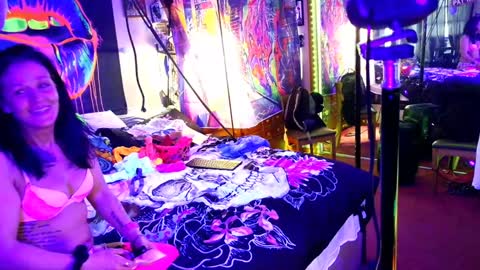 Snapshot of eandj8786 chatting on 01-06-25, 03:08 Kryztal Klear Jaxx online show from 01-06-25, 03:08