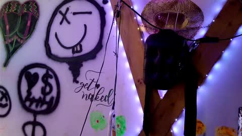 Snapshot of eandj8786 chatting on 01-07-25, 06:35 Kryztal Klear Jaxx online show from 01-07-25, 06:35