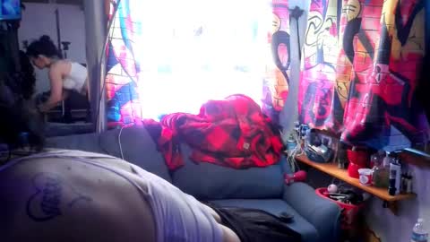 Snapshot of eandj8786 chatting on 01-15-25, 04:54 Kryztal Klear Jaxx online show from 01-15-25, 04:54