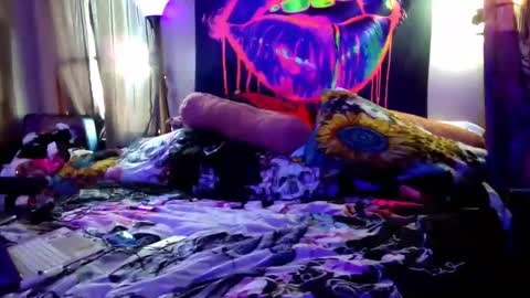 Snapshot of eandj8786 chatting on 02-17-25, 06:37 Kryztal Klear Jaxx online show from 02-17-25, 06:37