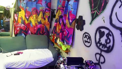 Snapshot of eandj8786 chatting on 02-22-25, 09:01 Kryztal Klear Jaxx online show from 02-22-25, 09:01