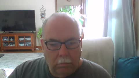 earl52 online show from 10-01-25, 06:58