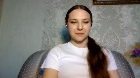 Snapshot of earlenegadsden chatting on 03-29-26, 02:06 Yuni online show from 03-29-26, 02:06