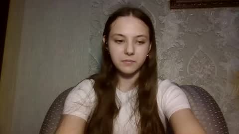 Yuni online show from 05-12-26, 04:04