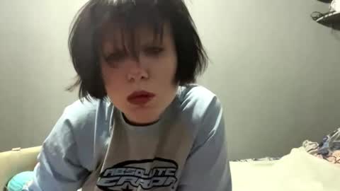 Snapshot of earthascritchfield chatting on 04-26-26, 04:59 Rina online show from 04-26-26, 04:59