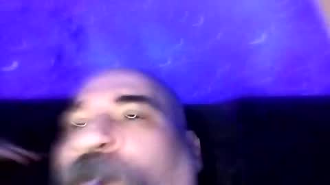 earthian online show from 05-22-26, 01:57