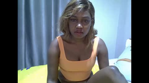 Snapshot of east_queen chatting on 10-26-25, 08:31 east_queen online show from 10-26-25, 08:31