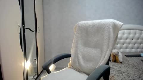 Linda online show from 12-13-25, 07:53