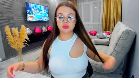 Snapshot of easternbeautyy chatting on 03-02-25, 10:59 easternbeautyy online show from 03-02-25, 10:59