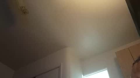 Snapshot of eatallorgasms chatting on 11-18-25, 01:44 eatallorgasms online show from 11-18-25, 01:44