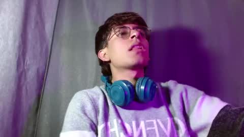 Snapshot of eather_luxury chatting on 01-26-25, 12:58 eather_luxury online show from 01-26-25, 12:58