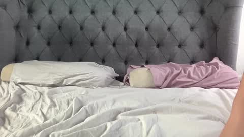 Snapshot of eatmypie69 chatting on 01-07-25, 12:41 Nadia Ferreira online show from 01-07-25, 12:41