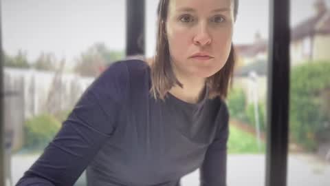 Snapshot of eatmypie69 chatting on 02-04-25, 09:49 Nadia Ferreira online show from 02-04-25, 09:49