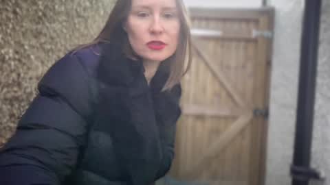 Snapshot of eatmypie69 chatting on 02-05-25, 04:25 Nadia Ferreira online show from 02-05-25, 04:25