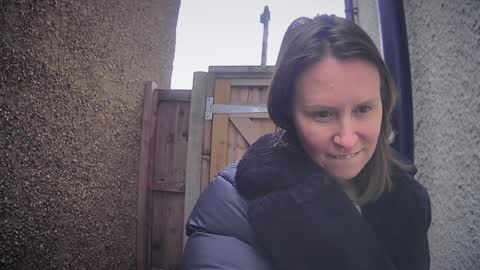 Nadia Ferreira  online show from 02-12-26, 11:05