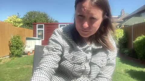 Snapshot of eatmypie69 chatting on 04-22-26, 12:28 Nadia Ferreira online show from 04-22-26, 12:28