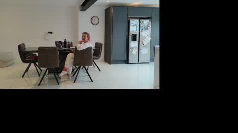 Snapshot of eatmypie69 chatting on 05-14-26, 09:38 Nadia Ferreira online show from 05-14-26, 09:38