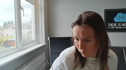 Snapshot of eatmypie69 chatting on 05-15-26, 09:38 Nadia Ferreira online show from 05-15-26, 09:38