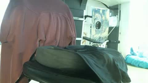 Eatshizjizz online show from 11-28-25, 09:50