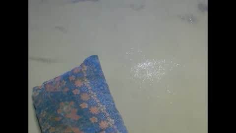 eatuupx online show from 12-20-25, 06:15