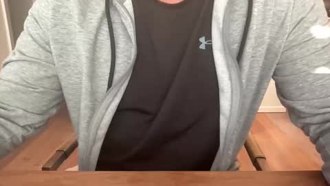 Snapshot of ebnk15 chatting on 10-25-25, 02:35 ebnk15 online show from 10-25-25, 02:35