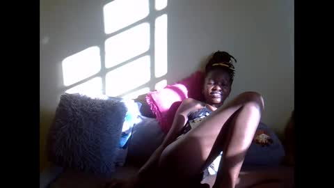 eboniana online show from 01-16-25, 05:11
