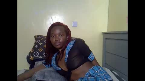 Snapshot of eboniana chatting on 05-16-26, 06:43 eboniana online show from 05-16-26, 06:43